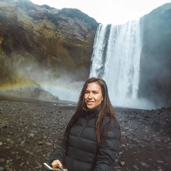 Meet your Posher, Jenn - Picture 1 of 1